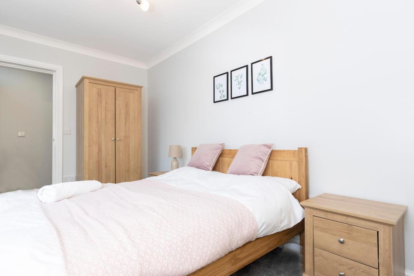 Modern 2 Bedroom Perfect For Family Friends And Workers Саут-Шилдс Экстерьер фото